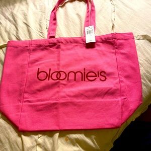 Hot Pink Bloomie’s Tote!